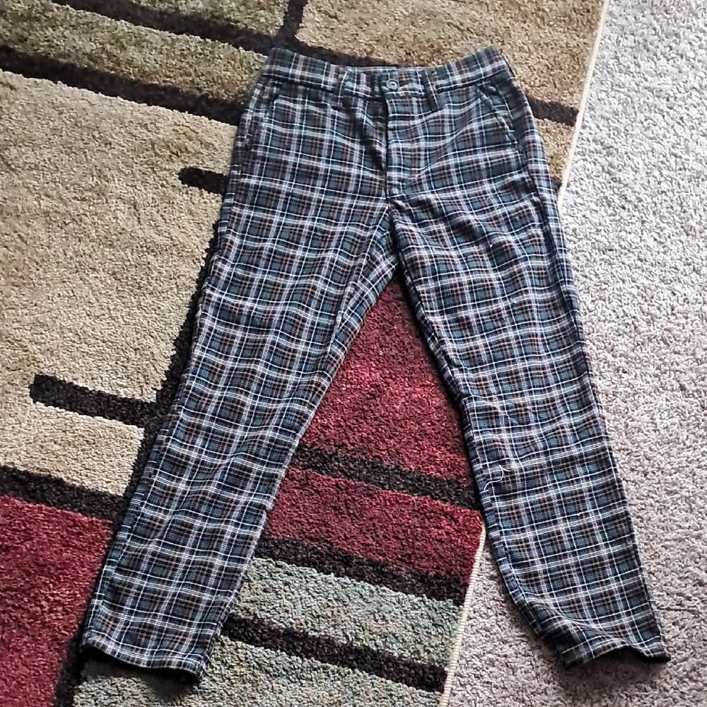 (40) American Eagle  Chinos with Modern Check Pattern